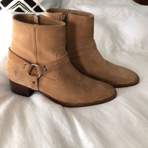 Frye suede boots in sand!